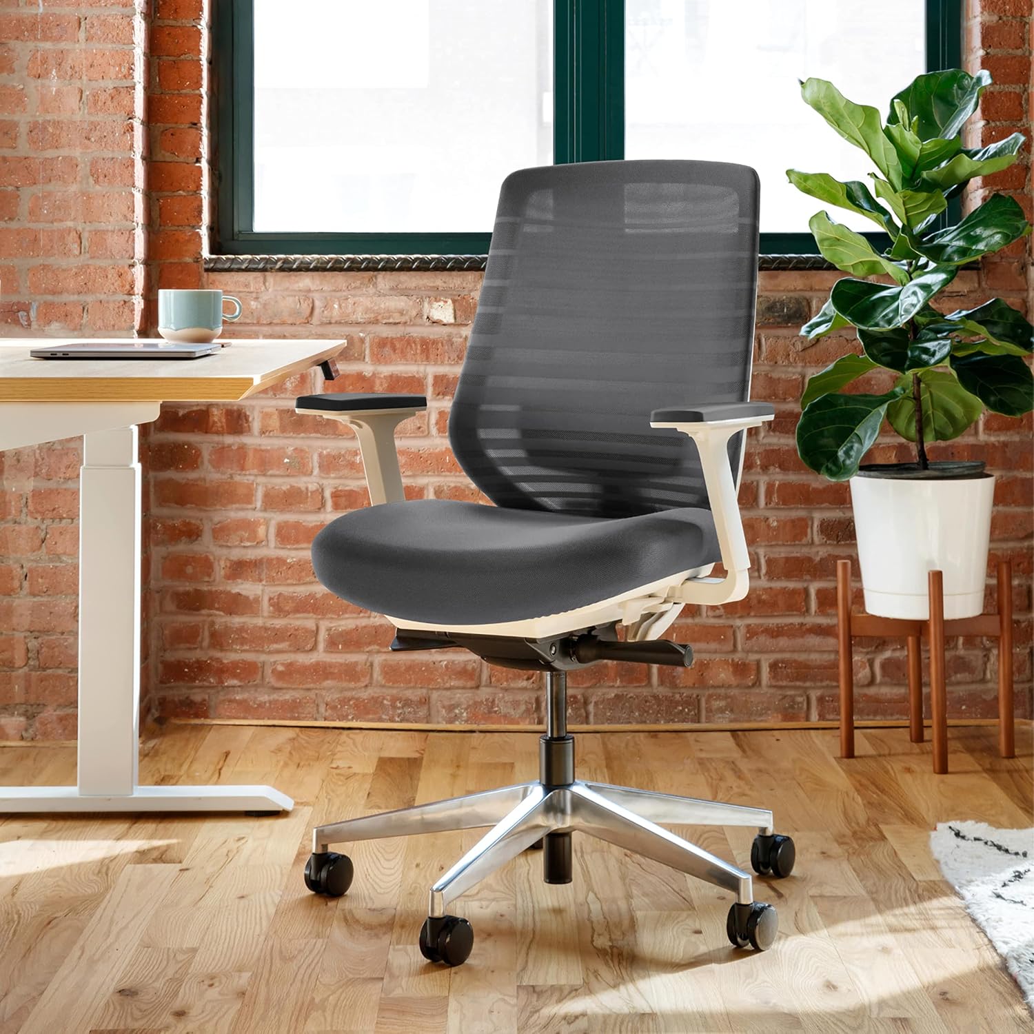 Best Ergonomic Chairs Under $500 in 2026